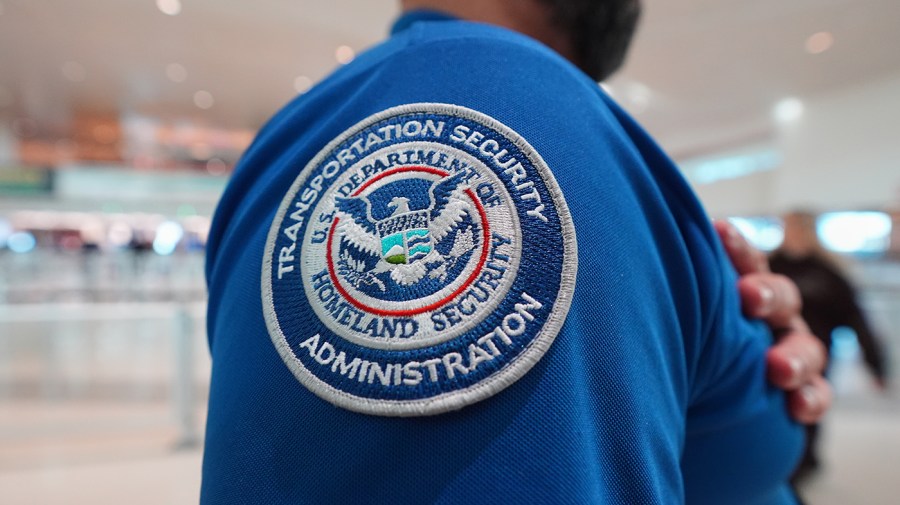 over-400-tsa-employees-quit-since-shutdown-began