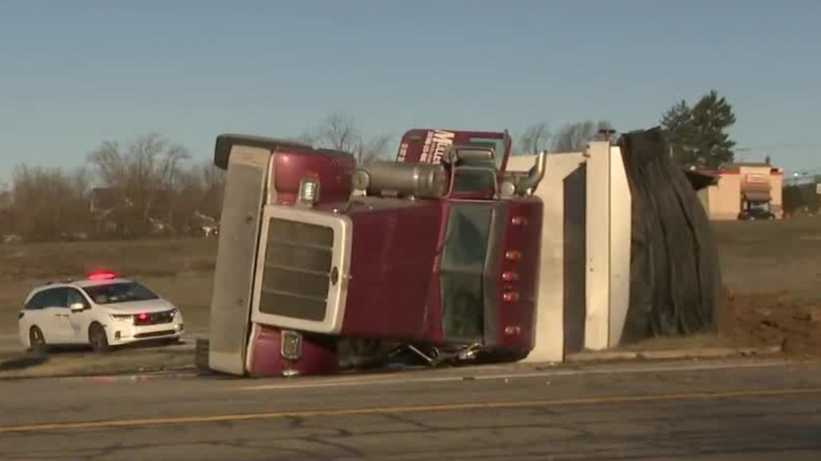 rollover-blocks-part-of-i-680-exit-ramp