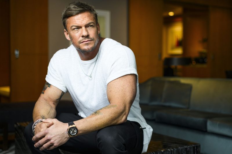 ‘reacher’-star-alan-ritchson-won’t-be-charged-in-caught-on-video-brawl-with-neighbor