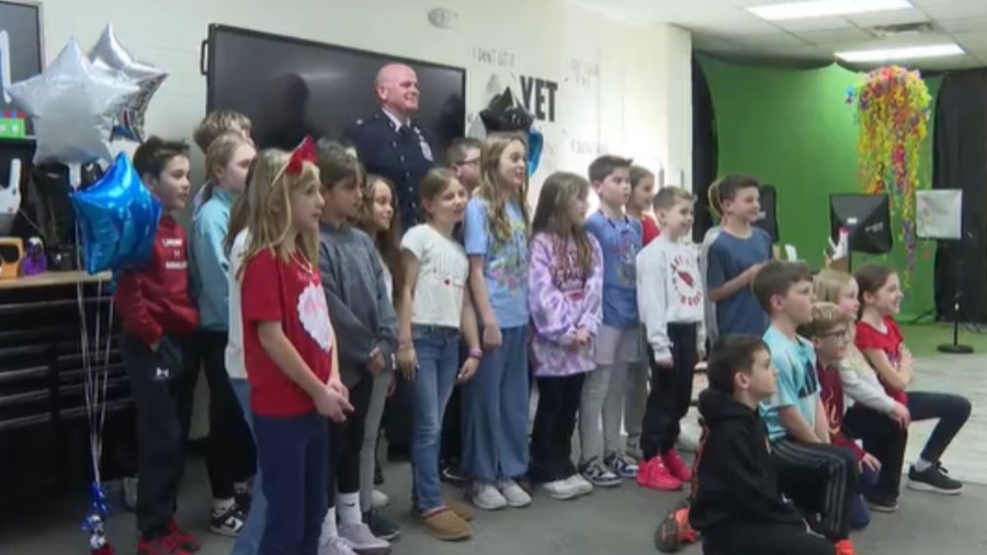 students-meet-guest-speaker-from-the-us.-space-force