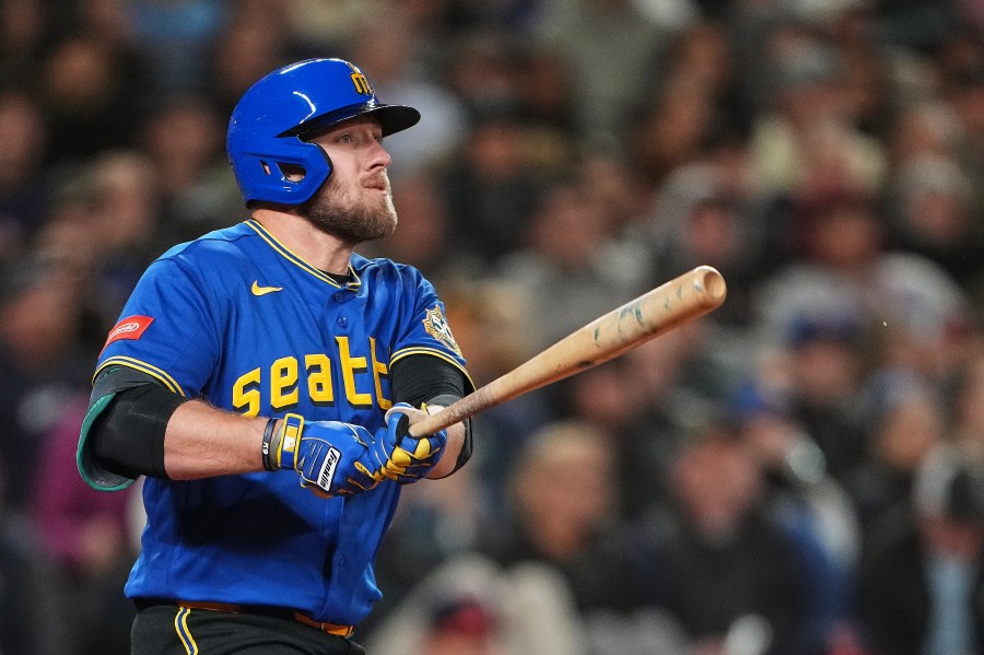 mariners-top-guardians-5-1-for-1st-win-of-the-season