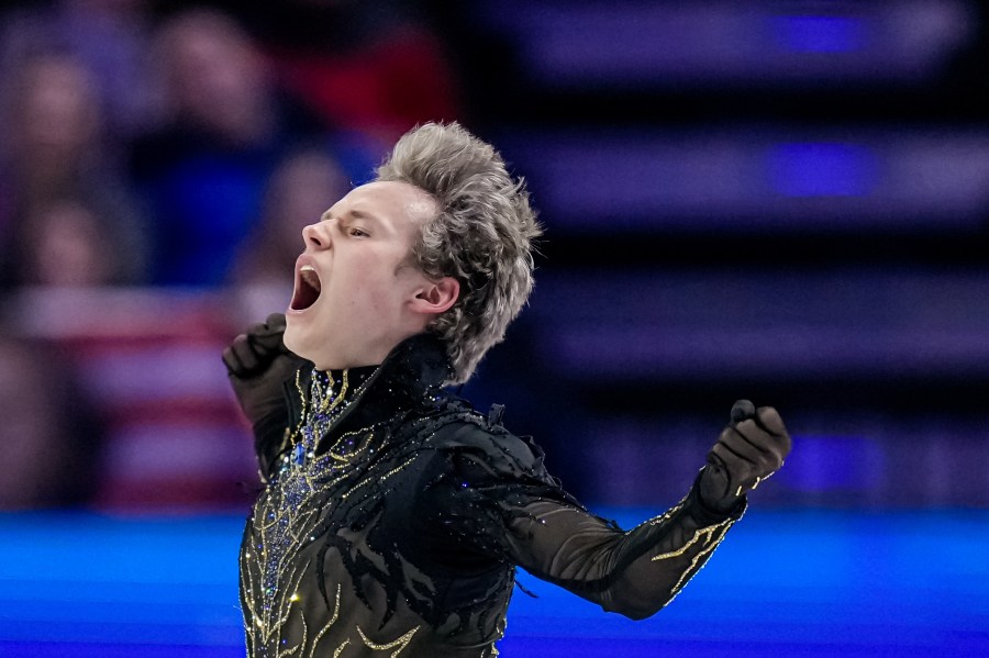 ilia-malinin-bounces-back-from-olympic-nightmare-with-3rd-straight-world-figure-skating-title