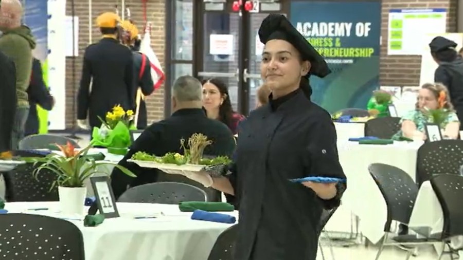 youngstown-career-center-hosts-school-board-conference-for-the-first-time