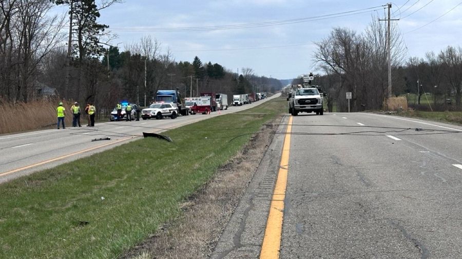 troopers-looking-for-driver-of-semi-that-brought-wires-down-across-us-422