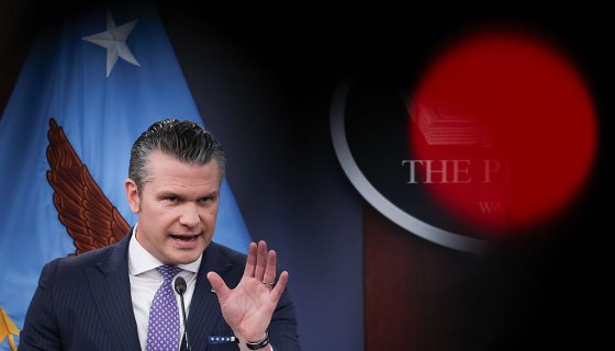 former-military-officials-blast-secwar-pete-hegseth-over-kid-rock-apache-gaffe