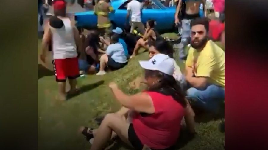 several-injured-after-vehicle-drives-into-crowd-at-louisiana-parade