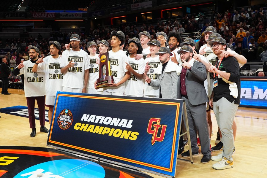 gannon-wins-first-national-title-in-program-history