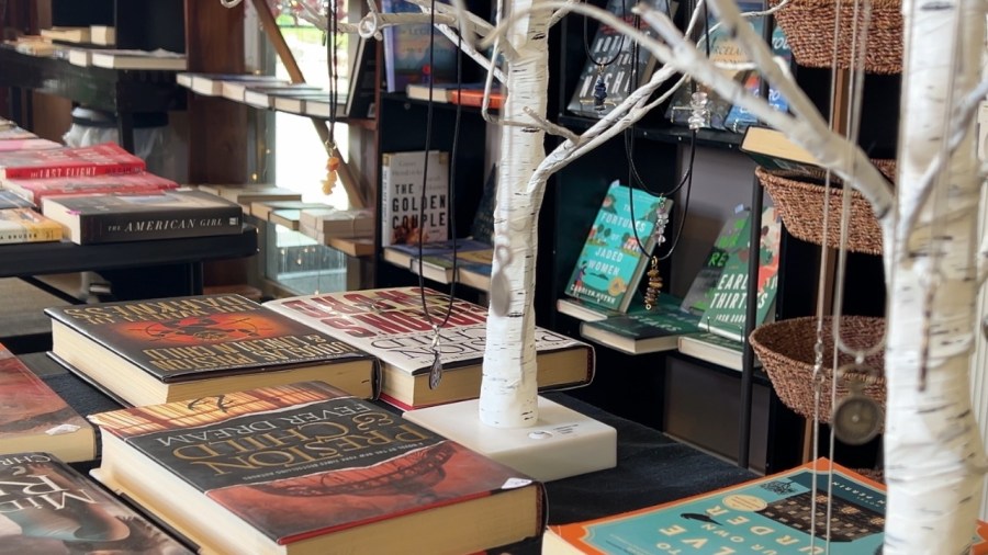 local-bookstore-crawl-returns-to-the-valley