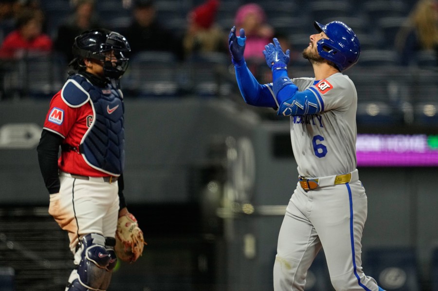 jensen-&-india-back-homers-lift-royals-past-guardians-4-2