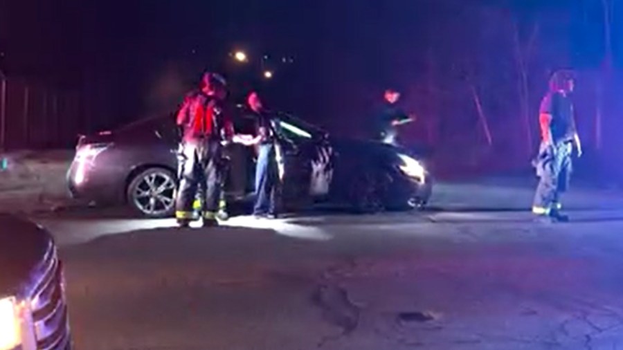3-people-taken-to-hospital-after-car-crash,-one-critical