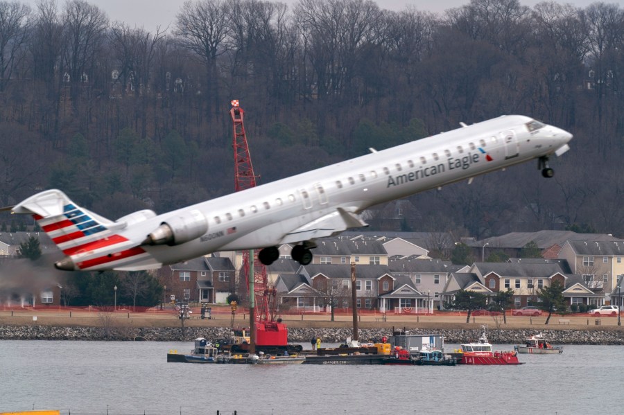 aviation-safety-bill-based-on-deadly-midair-collision-near-washington-faces-a-house-vote