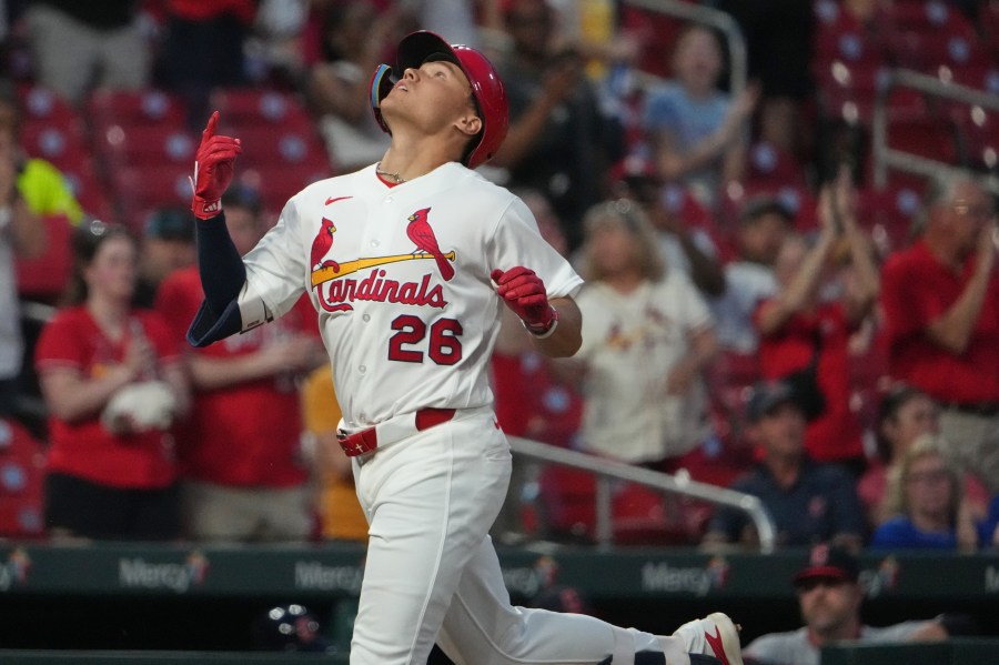 cardinals-rally-past-guardians-6-5-in-10-innings