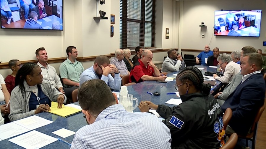 city-talks-future-of-former-bottom-dollar,-covelli-centre