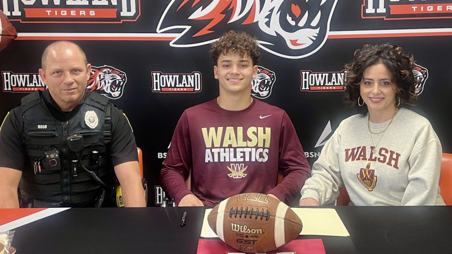 howland-football-captain-makes-college-choice