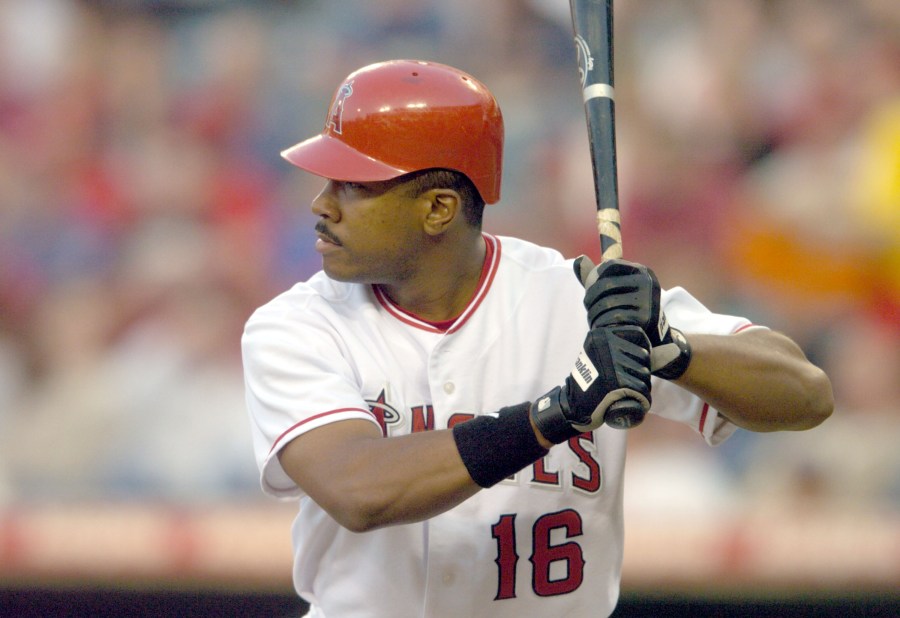 former-mlb-slugger-dead-at-age-53
