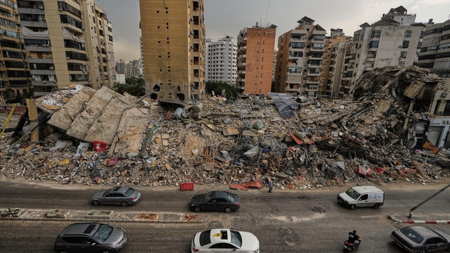 us-iran-talks-take-sudden,-uncertain-shift-with-sweeping-claims-on-both-sides