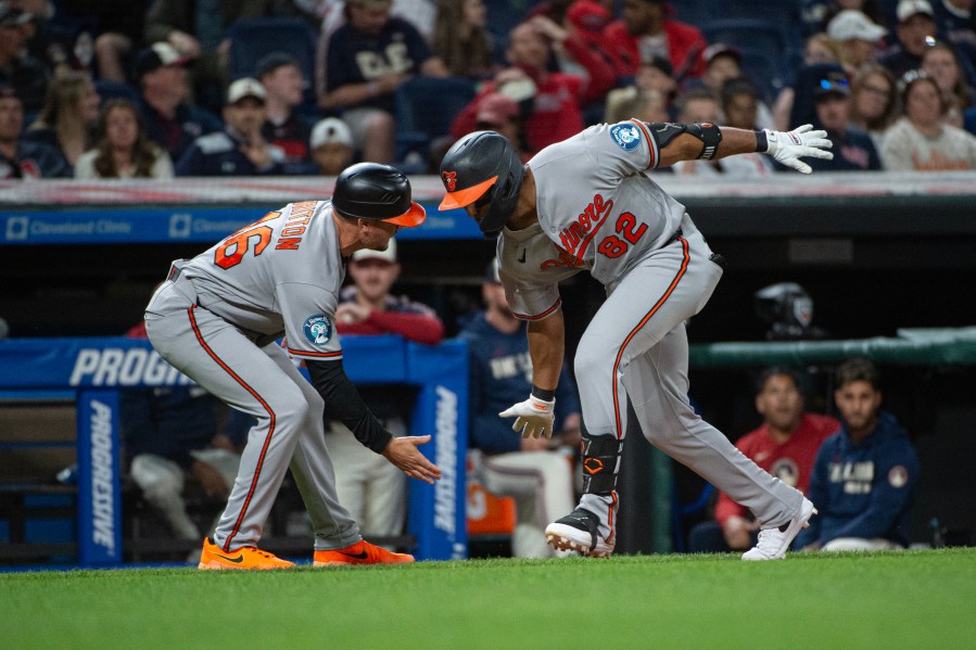 8th-inning-rally-lifts-orioles-past-guardians,-6-4