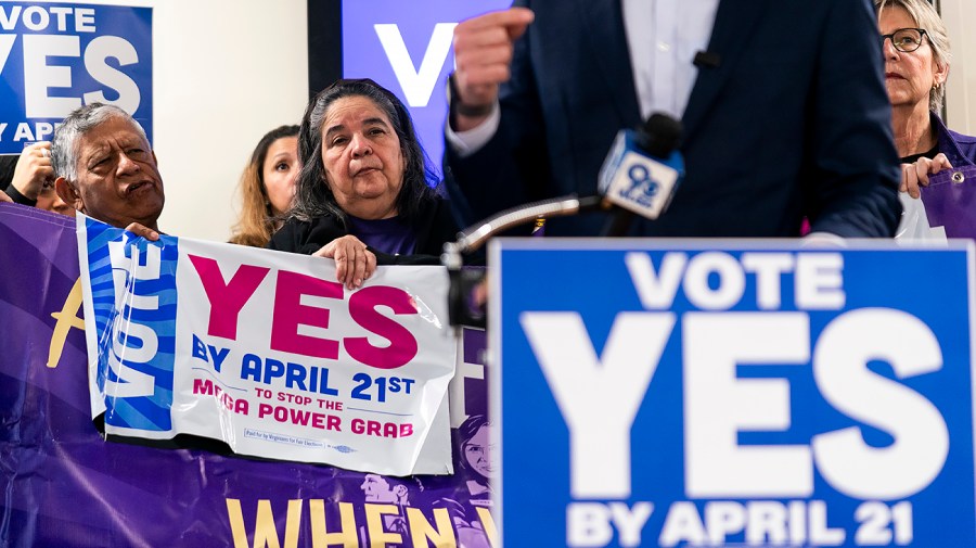 here’s-what-to-know-about-the-groups-shaping-the-virginia-redistricting-referendum