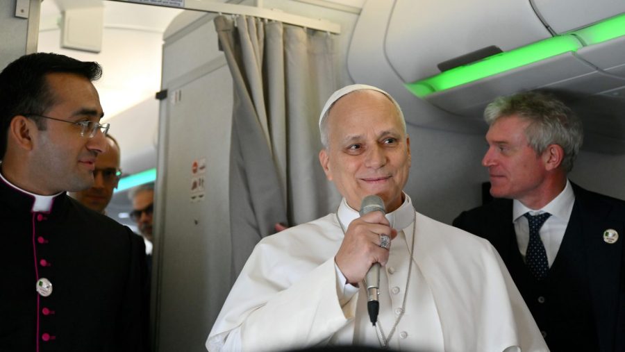 pope-leo:-debating-trump-‘not-in-my-interest-at-all’