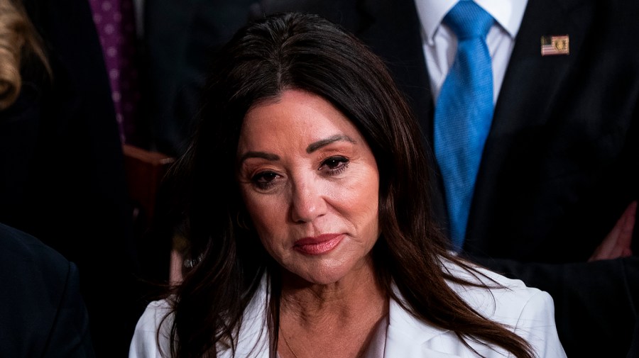 labor-secretary-lori-chavez-deremer-to-leave-administration