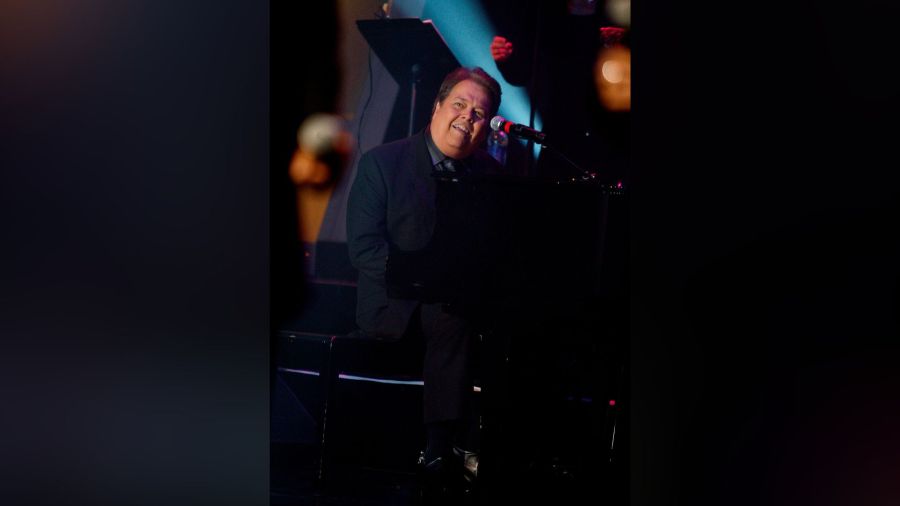 alan-osmond,-eldest-brother-of-the-osmonds-and-renowned-performer,-dies-at-76