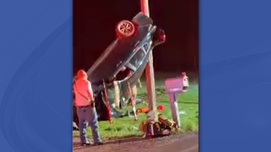 crews-respond-to-crash-in-coitsville