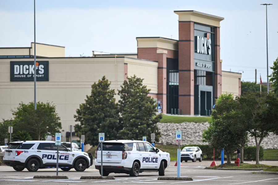arrest-made-in-mall-of-louisiana-shooting,-one-suspect-still-wanted