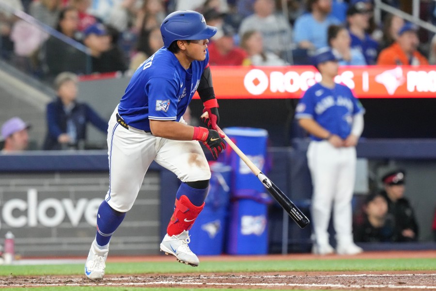okamoto-homers-as-blue-jays-beat-guardians