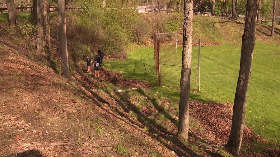 high-school-seniors-hold-service-day-in-hubbard