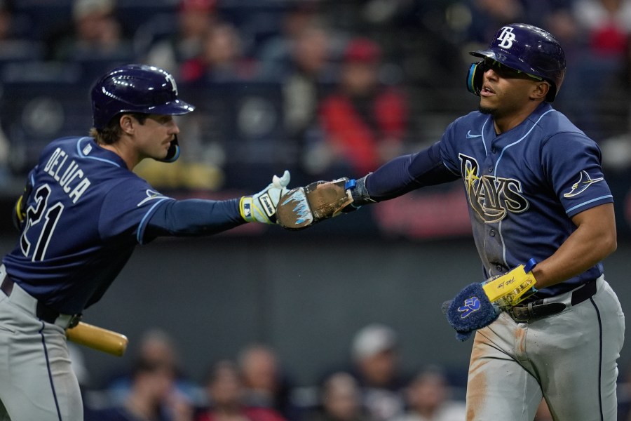 tampa-bay-beats-cleveland-3-2-to-extend-win-streak-to-5