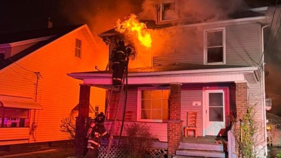 firefighter-injured-responding-to-house-fire-in-new-castle