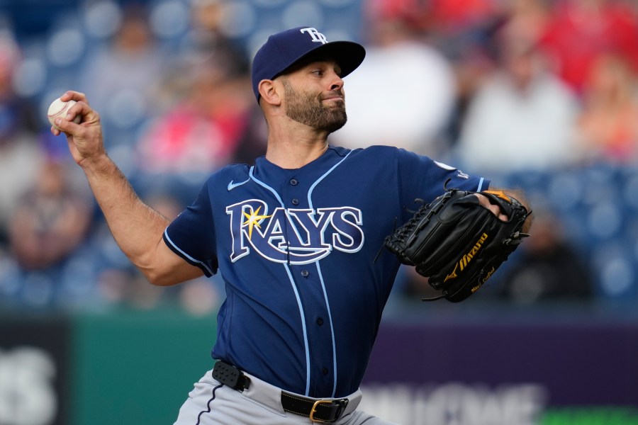 martinez-pitches-the-rays-past-the-guardians-1-0