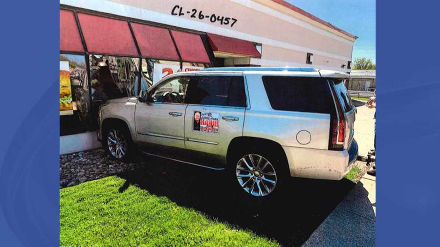 local-judge-for-seventh-district-crashes-into-building