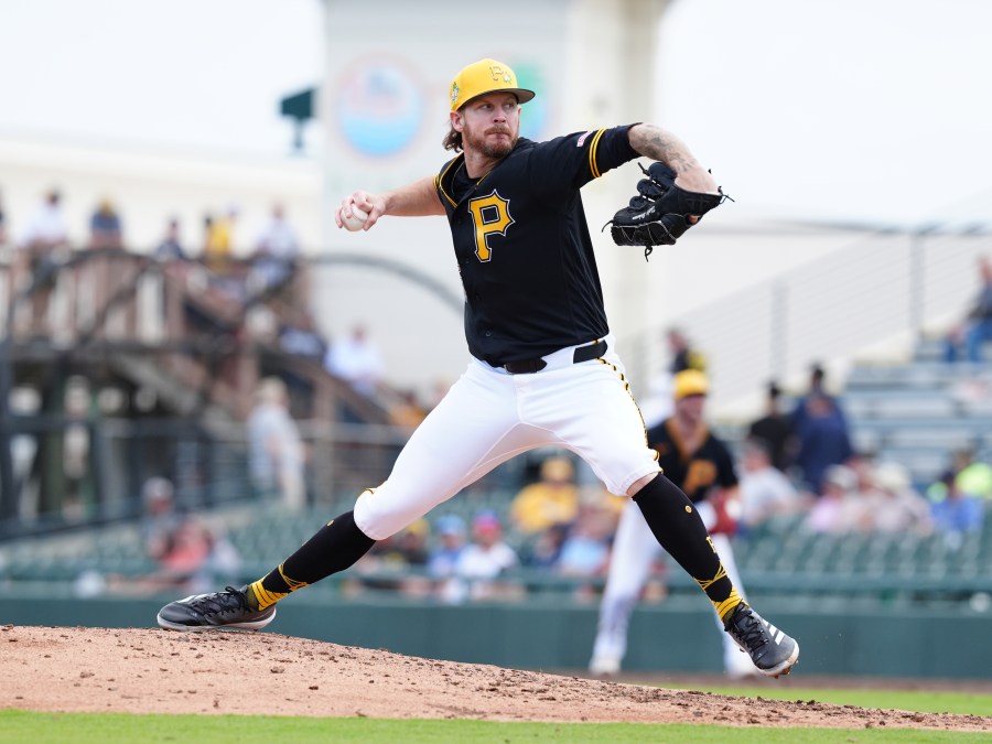 pirates-add-veteran-relief-pitcher-to-the-bullpen