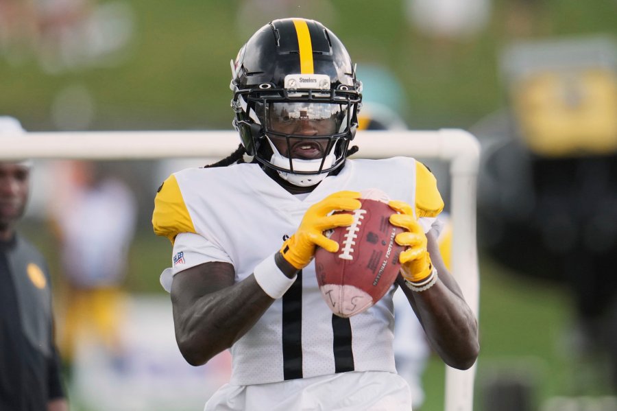 steelers-sign-veteran-wideout-to-one-year-deal