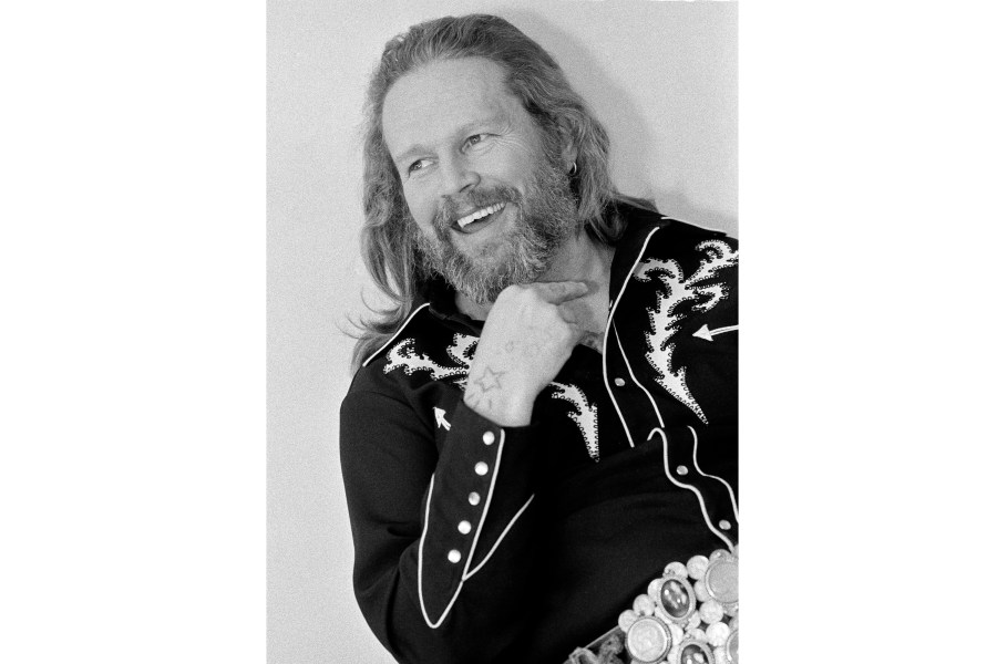 david-allan-coe,-who-wrote-‘take-this-job-and-shove-it’-and-other-country-hits,-dies-at-86