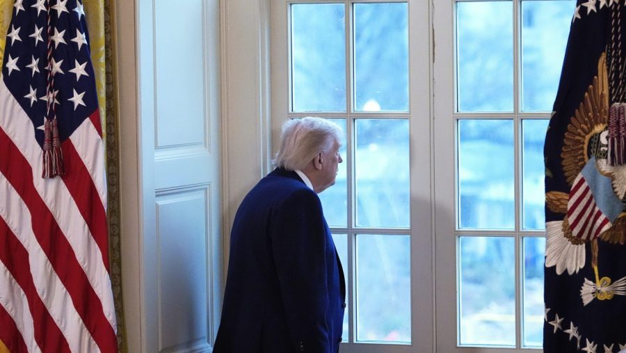 democrats-use-white-house-ballroom-push-to-slam-gop-on-affordability 