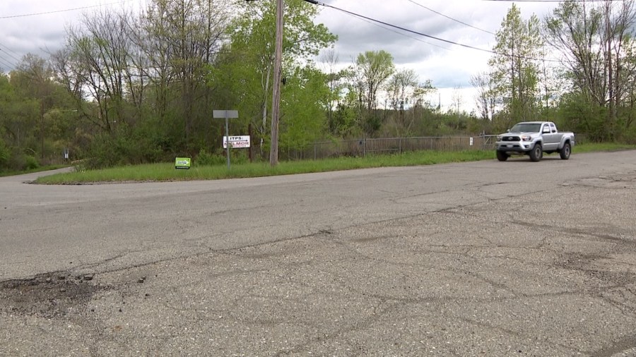weathersfield-township-trustees-place-moratorium-on-approving-data-center