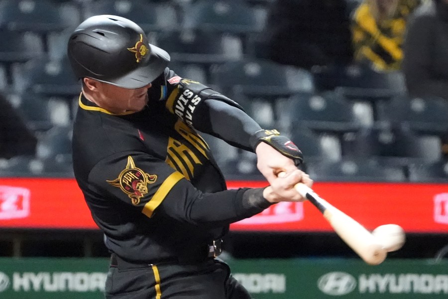 pirates-beat-central-leading-reds-9-1