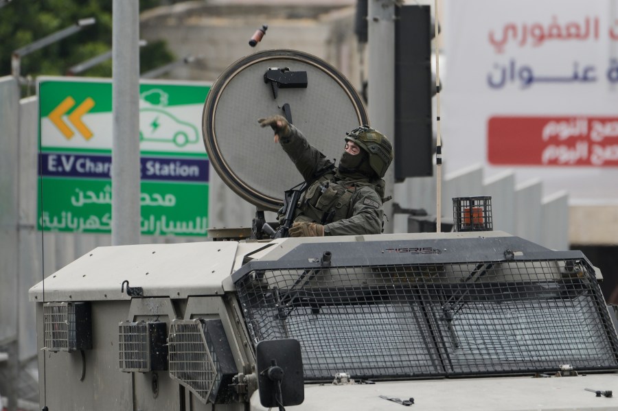 israeli-raid-in-the-west-bank-leaves-1-palestinian-dead-and-4-wounded