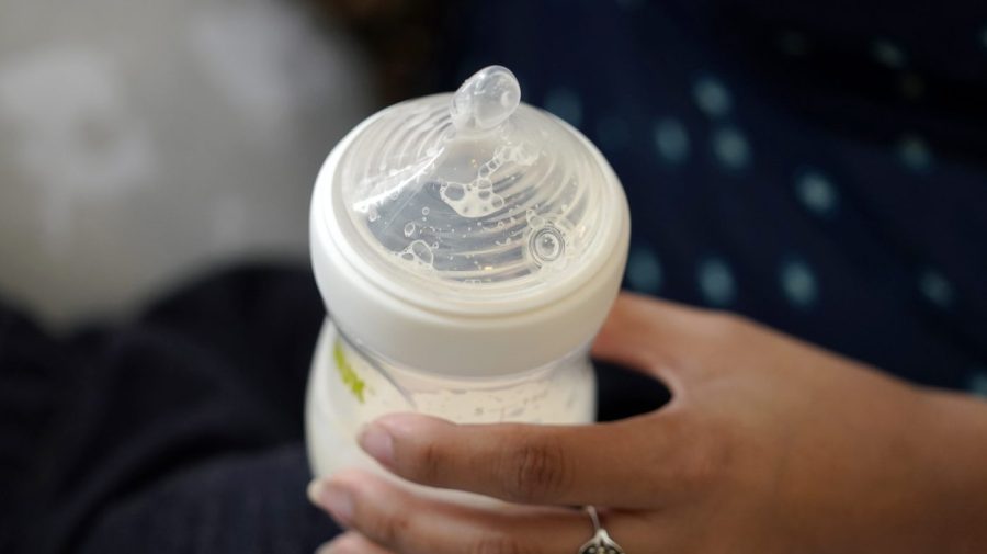 infant-formula-recalled-over-possible-toxin