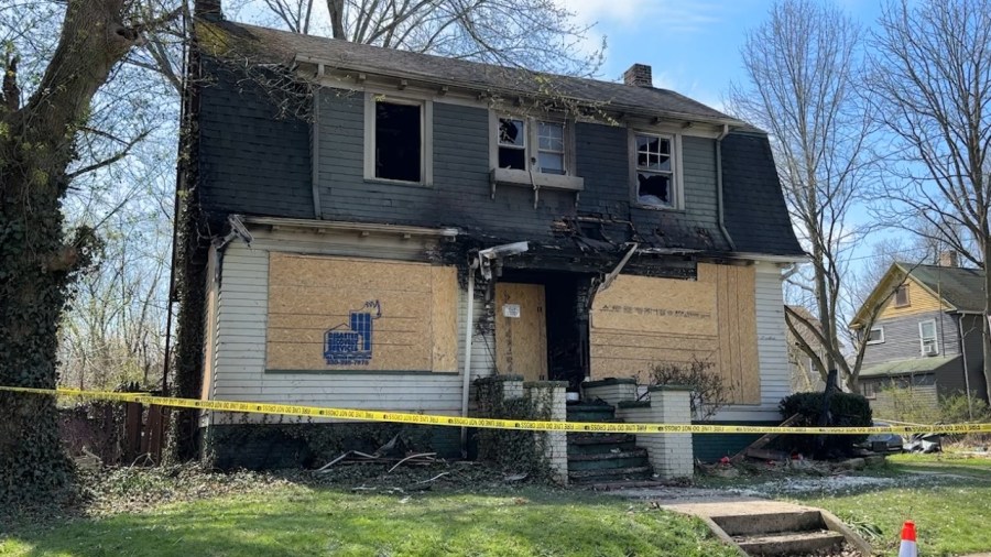theft-reported-from-house-that-caught-fire-in-warren