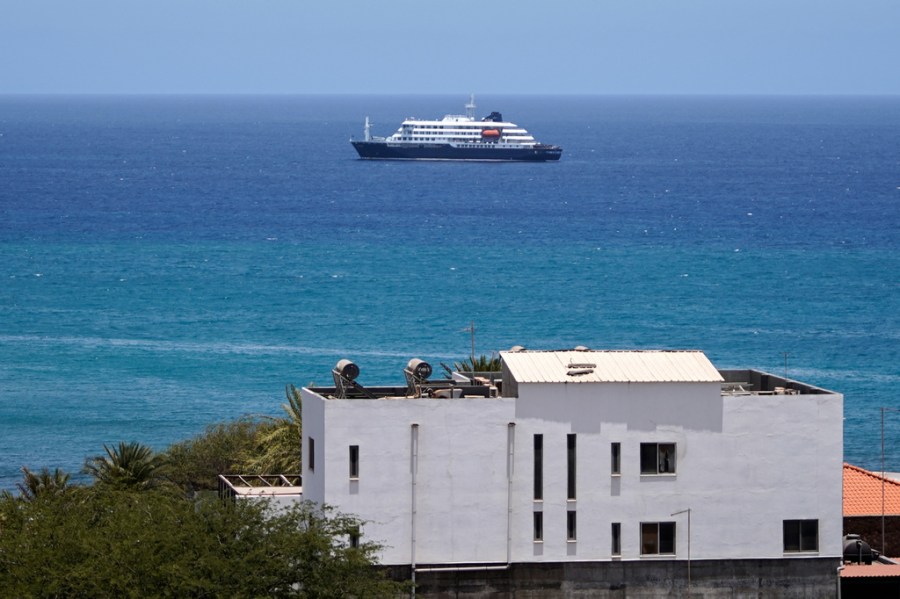 hantavirus-outbreak-suspected-after-3-cruise-passengers-die:-what-is-it?