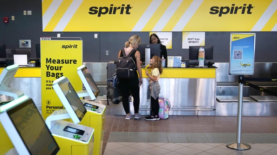 spirit-airlines-collapse-could-hit-flyers,-raise-costs-for-other-flights