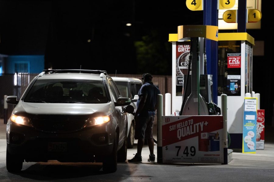 why-gas-prices-could-soon-cool-drastically-in-these-5-states,-and-who-else-may-benefit