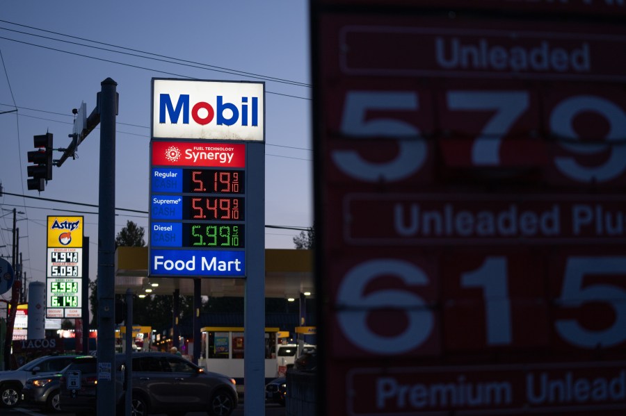 lower-income-americans-hit-hardest-by-gas-price-spike,-widening-inequalities