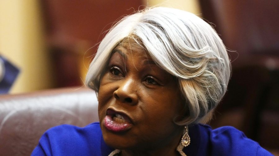 top-virginia-state-senator-on-fbi-raid:-‘i-am-not-backing-down’