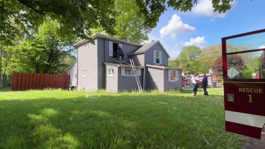 firefighters-called-to-fire-at-youngstown-home
