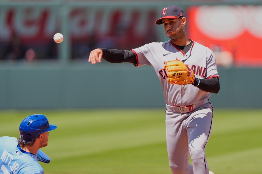 bo-naylor-3-run-homer-lifts-guardians’-past-royals-8-5