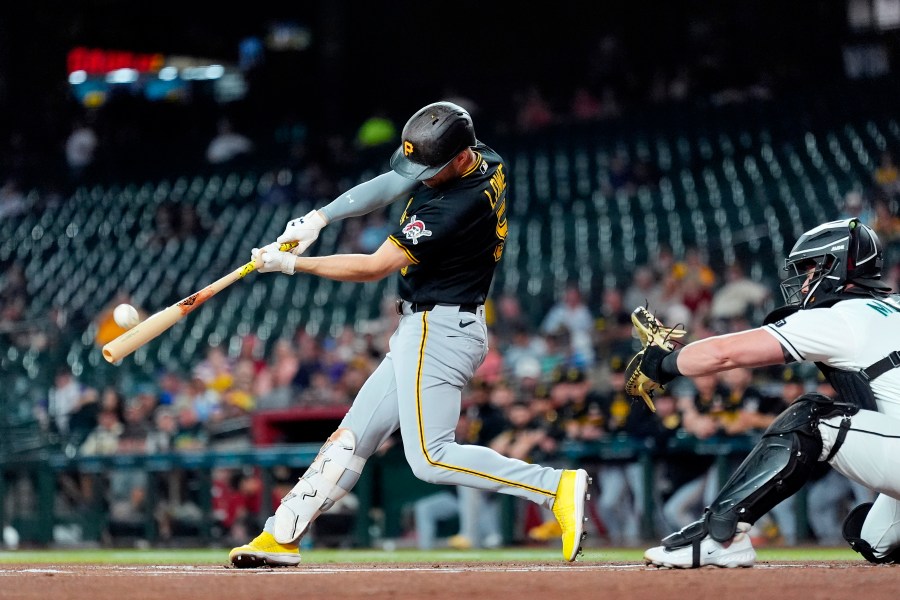 pirates-take-series-with-4-2-victory-over-diamondbacks